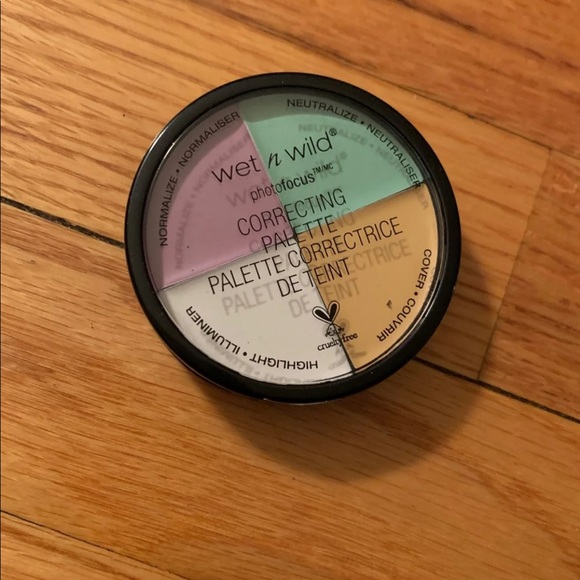 Makeup - Picture 4 of 8